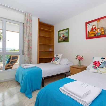 Апартаменты Playa Huelin Apartamento Малага Экстерьер фото